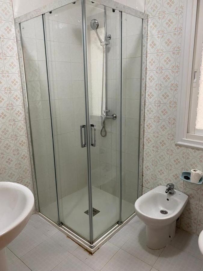 Apartamento Turistico Al Lado De La Ria De Vigo Appartement Moaña Buitenkant foto
